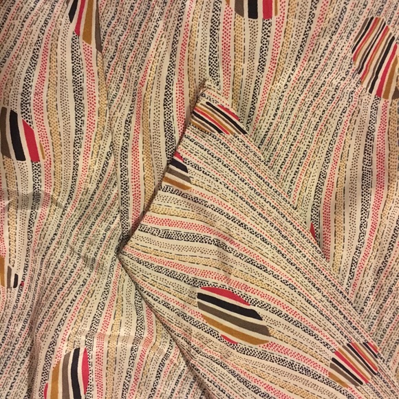 Retro top - Picture 3 of 5